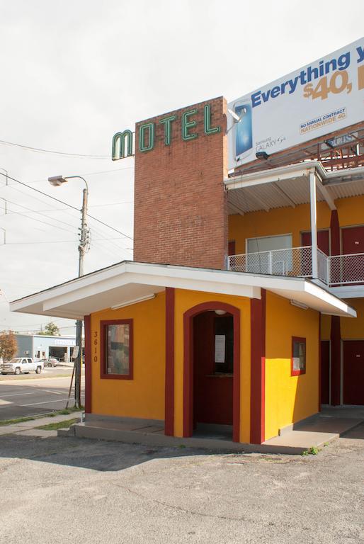 Sweets Inn Motel New Orleans Bagian luar foto